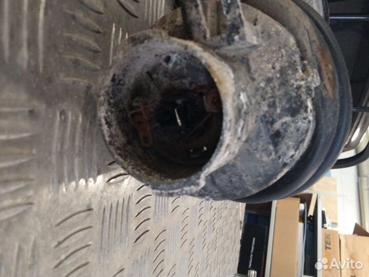 Противотуманные фары nissan np300