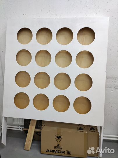 Стенд для игры в дартс с шариками (лопни шарик)