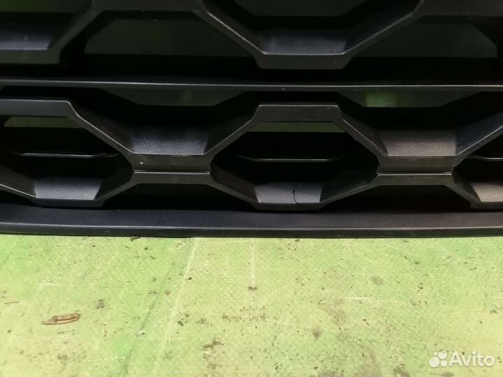 Решетка радиатора Hyundai Santa Fe 4