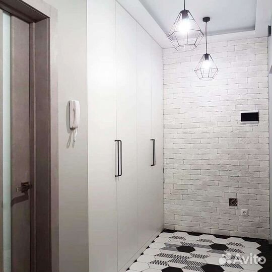 Встраиваемый шкаф в полок