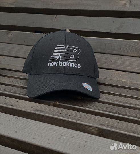 Бейсболка new balance