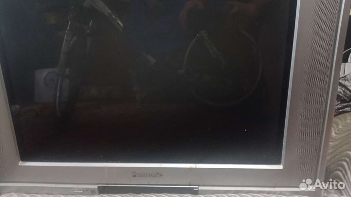 Телевизор Panasonic, диагональ 29 дюймов, 70 см