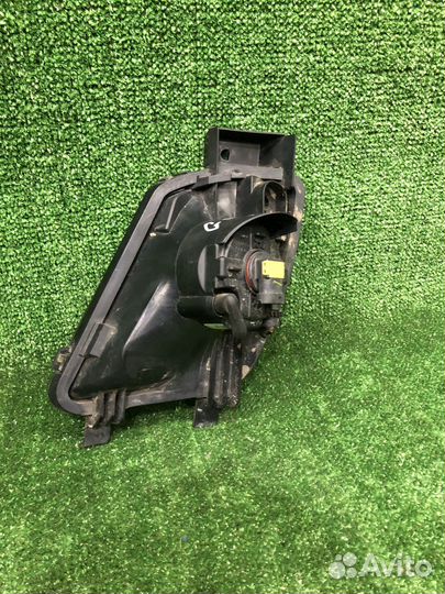 Противотуманная фара передняя правая Peugeot 308