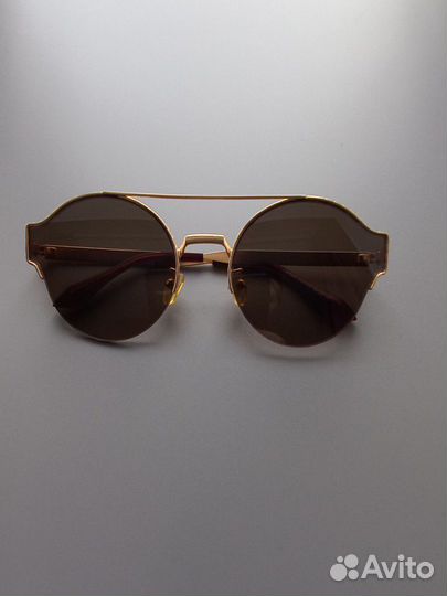 Солнцезащитные очки женские