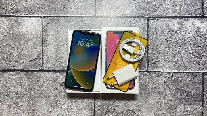 iPhone X, 64 ГБ