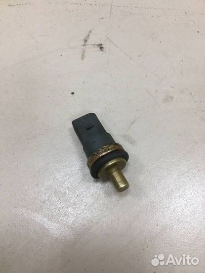 Датчик температуры Volkswagen Golf