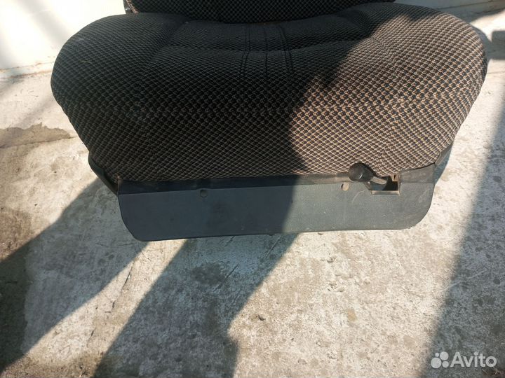 Сиденье левое газ 3102 волга