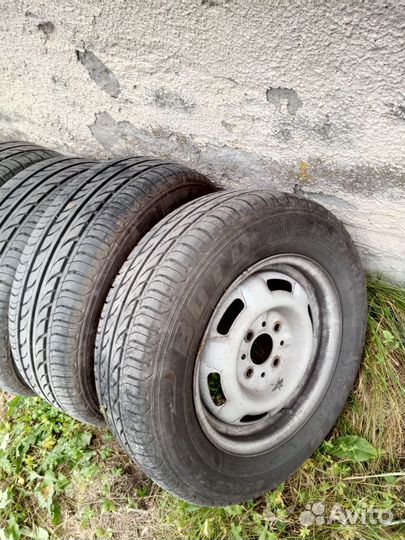 Boto Genesys 218 175/70 R13