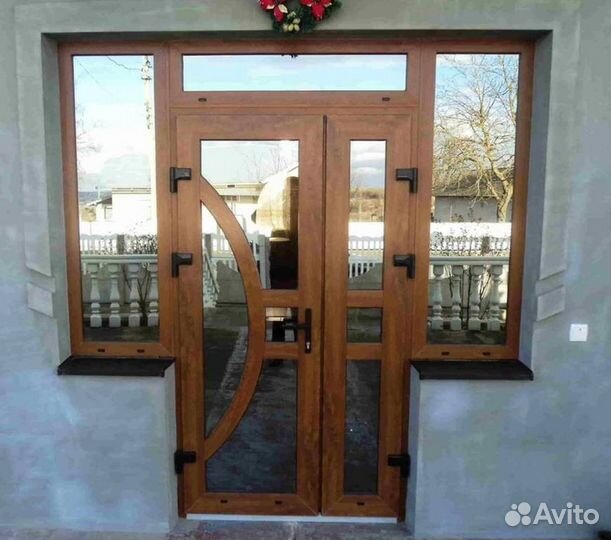 Дверь пластиковая / входная группа