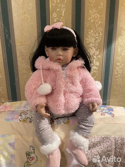 Кукла Адора