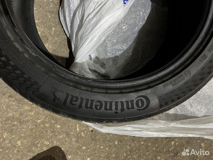 Continental MaxContact MC6 235/45 R18