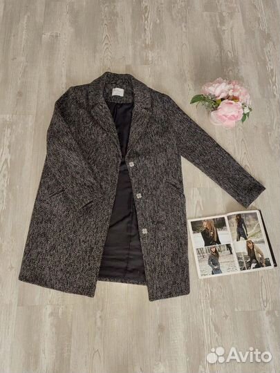 Пальто юбка футболка 42 44 одним лотом