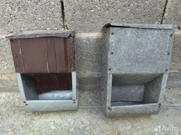 Бункерная кормушка для кроликов