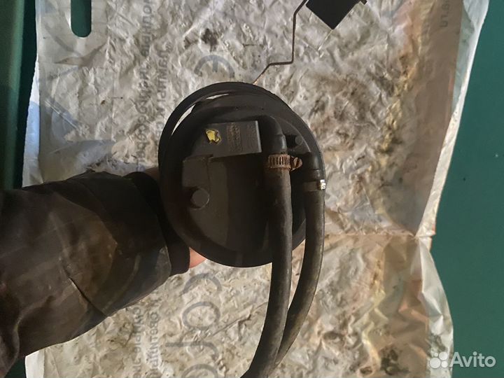 Топливная станция Peugeot 605