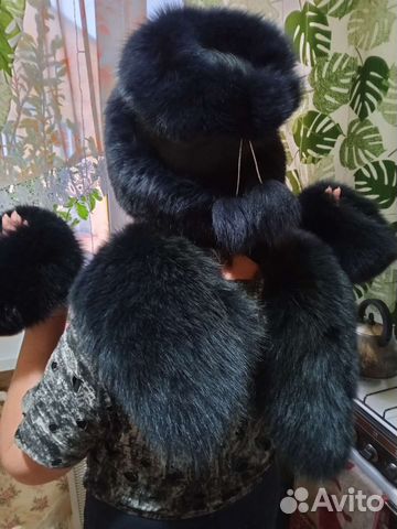 Шапка и воротник,нарукавники