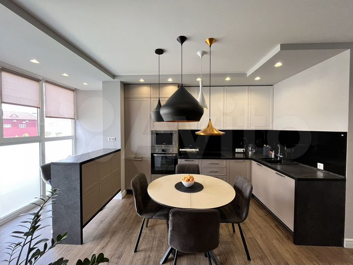 2-к. квартира, 60,5 м², 2/4 эт.