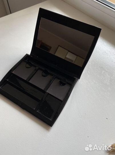 Большая магнитная палетка Mary Kay