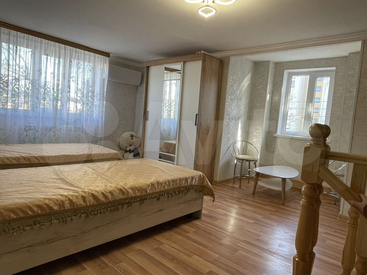 2-к. квартира, 60 м², 2/2 эт.