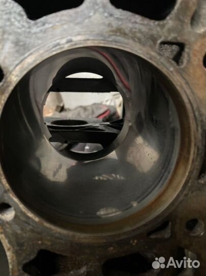 В разборе двигатель VR6 3.6