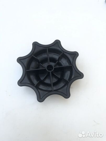 Гайка крепления запаски к Фольксваген