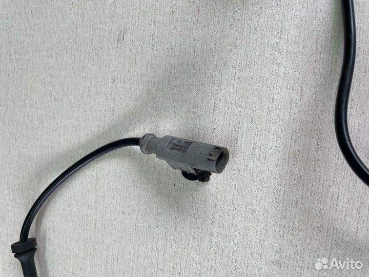 Датчик ABS передний Land Rover Range Rover Sport