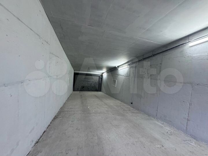 Машиноместо, 13 м²