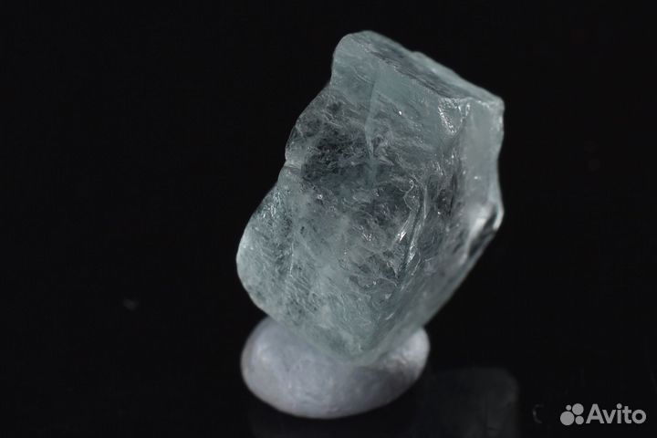 Прозрачный аквамарин. Лот №690
