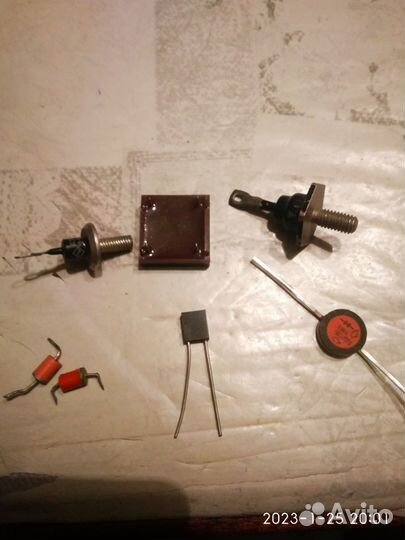 Диоды, Светодиоды, Стабилитроны