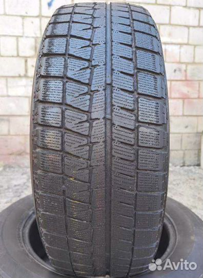 Bridgestone Blizzak Revo GZ 215/60 R16 95S