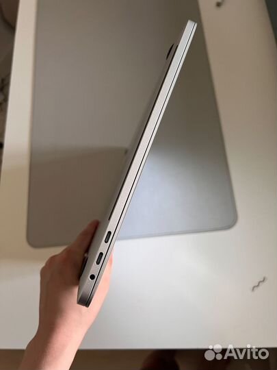 Macbook Pro 15 2017 i7 16/512 GB