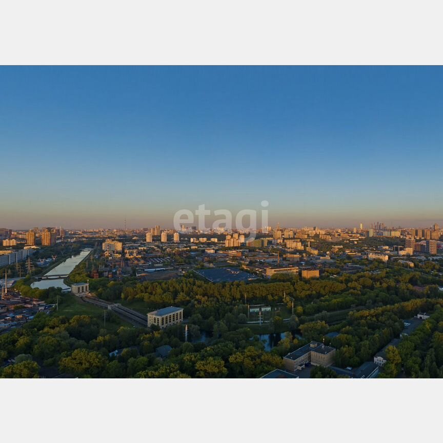 2-к. квартира, 53,3 м², 24/33 эт.