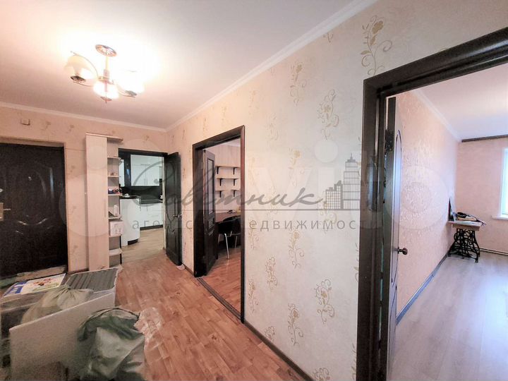 3-к. квартира, 83 м², 9/10 эт.