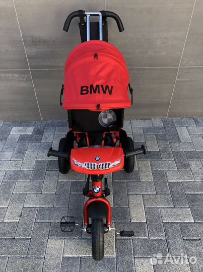 Трехколесный велосипед BMW
