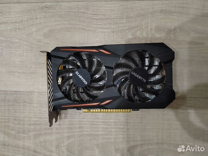 Видеокарта GTX 1050 2Gb