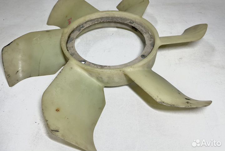 Вентилятор радиатора Mitsubishi L200 кв