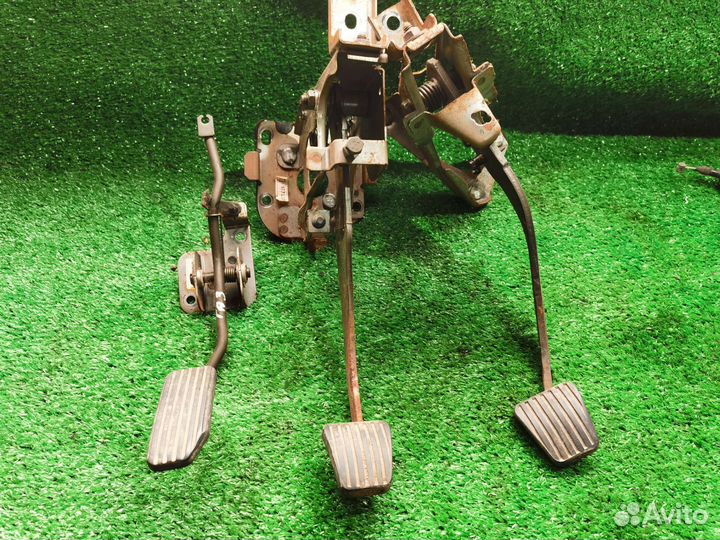 Педаль chevrolet lanos