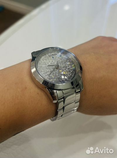 Часы женские Guess Swarovski