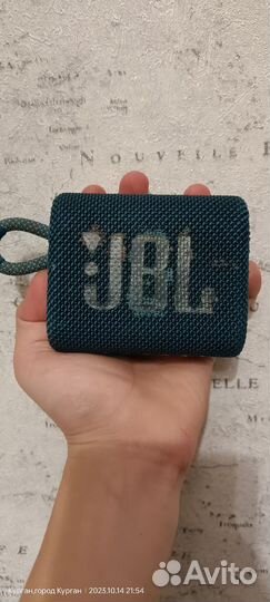 Продам колонку JBL GO3