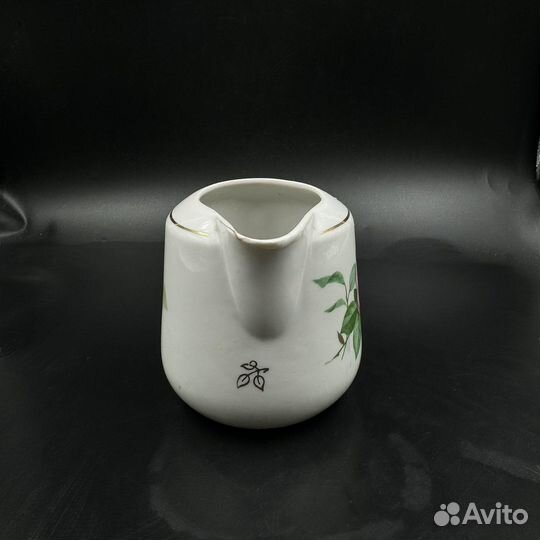 Молочник цветы фарфоровый старинный Дулёвский