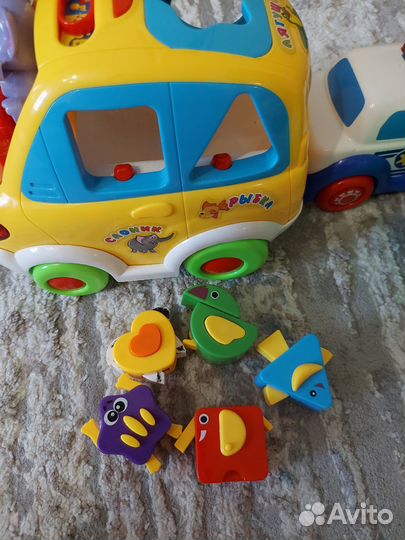 Развивающие игрушки пакетом