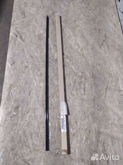 Молдинг лобового стекла Nissan Teana 2006-2008