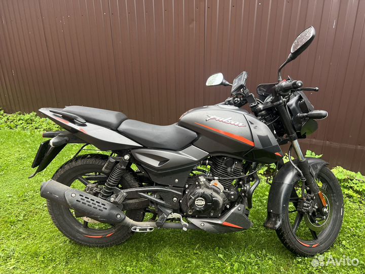 Bajaj pulsar 180