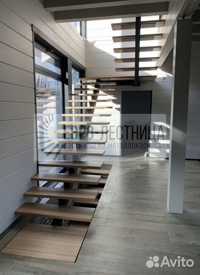 Лестница на заказ на второй этаж под ключ