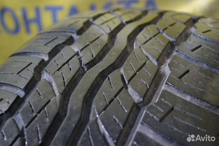 Bridgestone Dueler H/T D687 225/65 R17