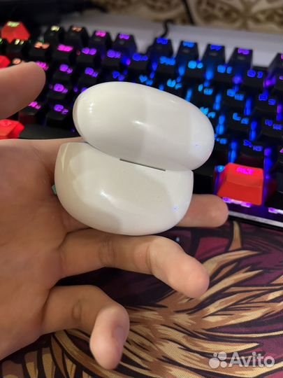 Беспроводные наушники realme buds t100