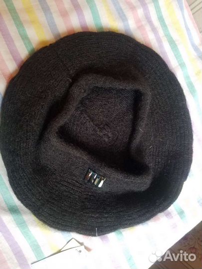 Берет черный