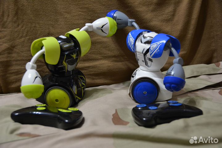 Дерущиеся роботы