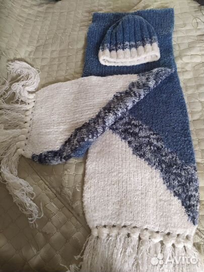 Комплект шапка и шарф женские
