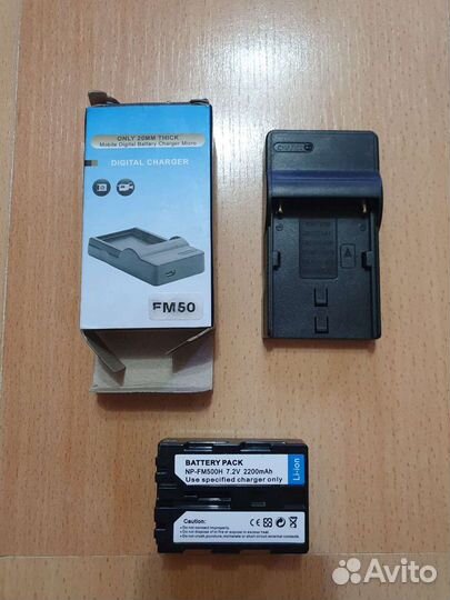 Аккумулятор и зарядка для Sony NP-FM500H (новые)