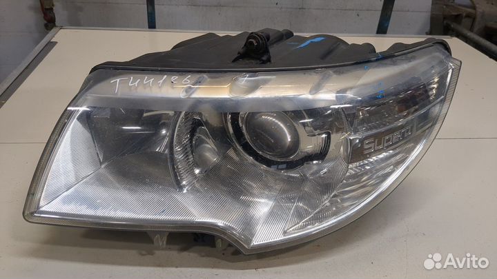 Фара (передняя) Skoda SuperB, 2012